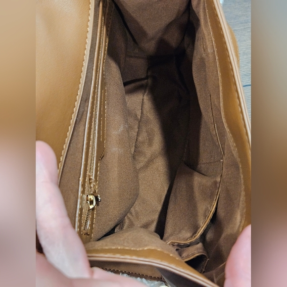 NWT Badgley Mischka Tan Vegan Suede Handbag/Crossbody - Picture 9 of 15